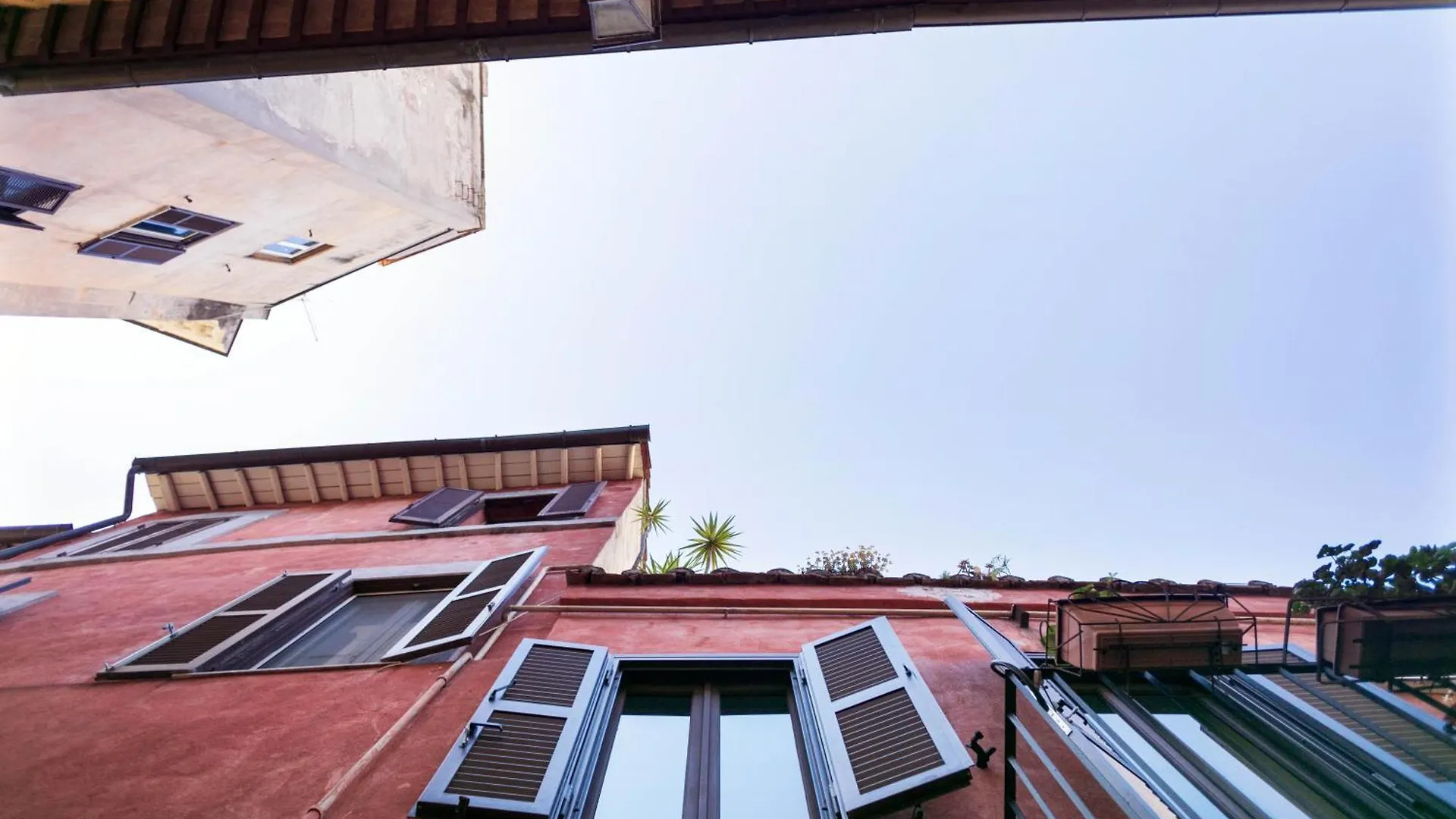 Trasteverehome - Secret Balcony In The Heart Of Rome Trastevere 0*,  Italia